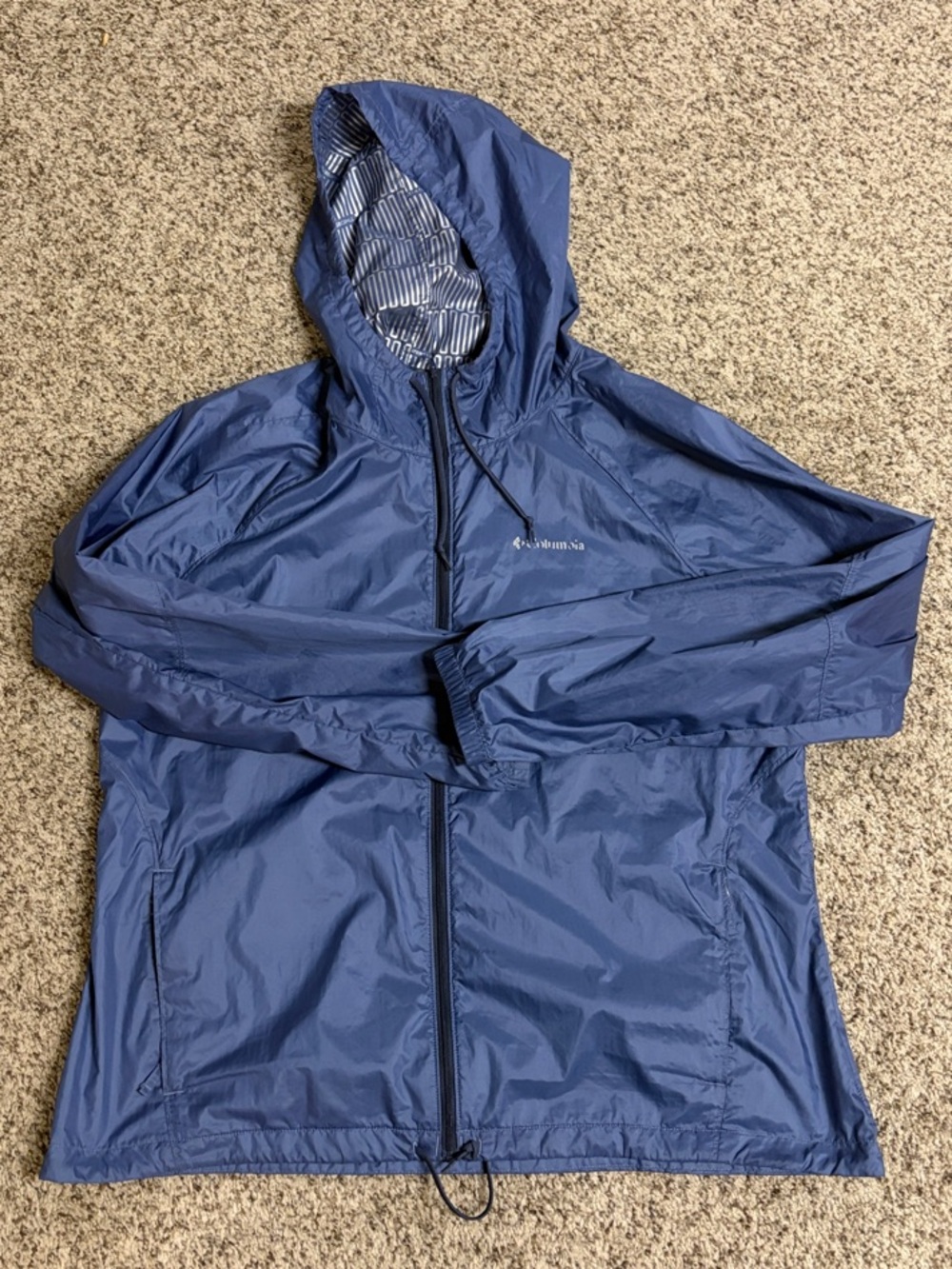 Patagonia Lightweight Blue Hooded Windbreaker Jacket